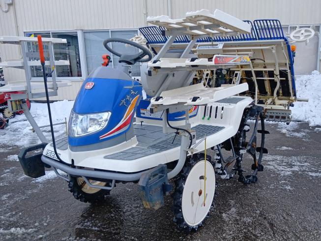 イセキ 田植機 写真