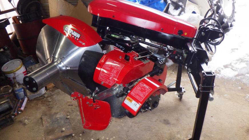 コバシ 畦塗機 写真