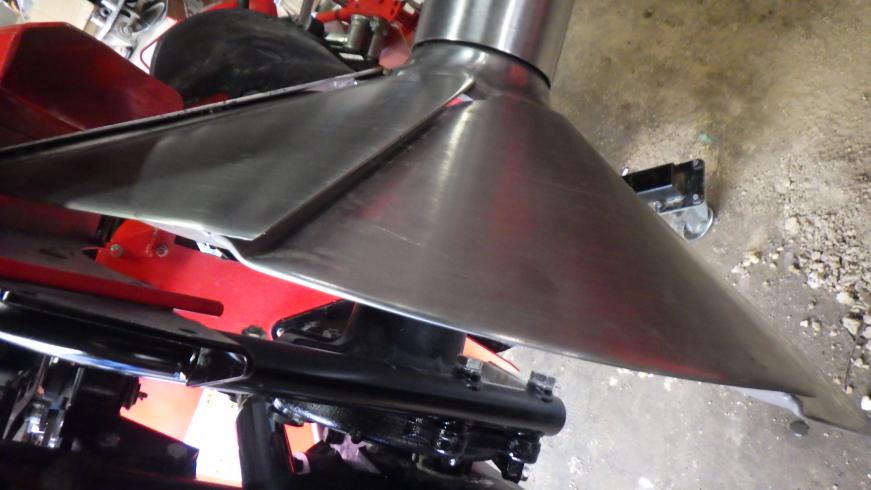 畦塗機 RM750F 写真８