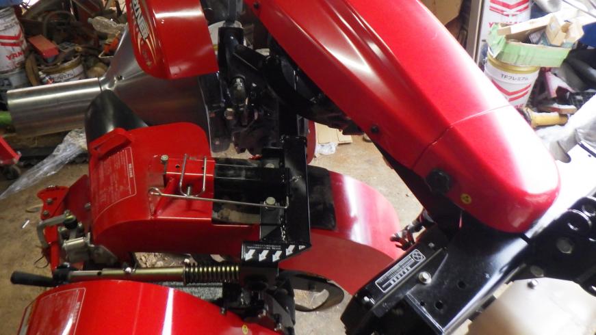 畦塗機 RM750F 写真４