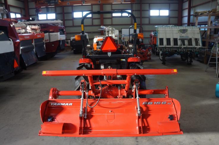 トラクター EG223 写真４