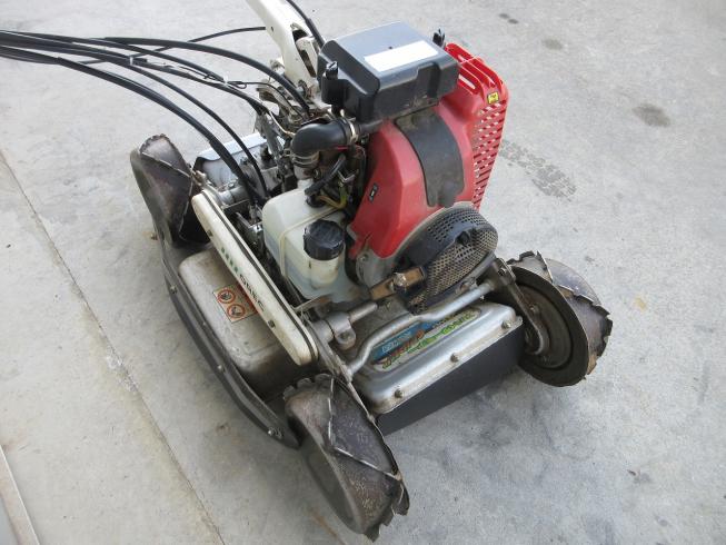 草刈機 SP851A 写真５