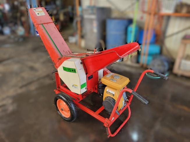 サイトー 農用さい断機 写真