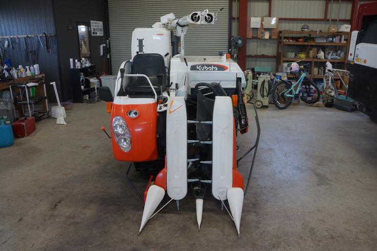 コンバイン ARN214 写真２