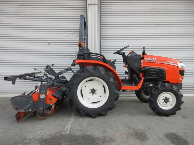 トラクター KB21XMA 写真３