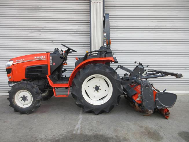 トラクター KB21XMA 写真４