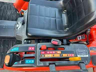 トラクター GB110DA5 写真８