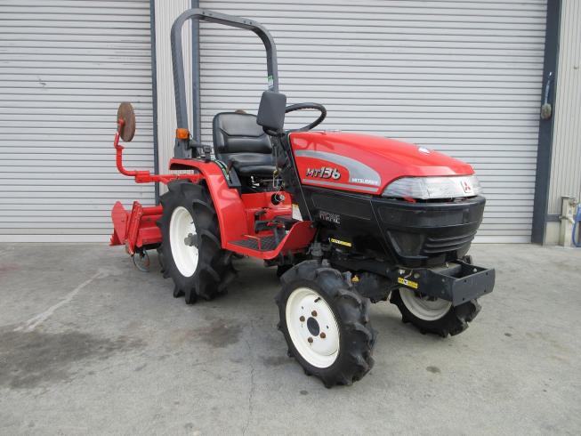 トラクター MT136 写真２