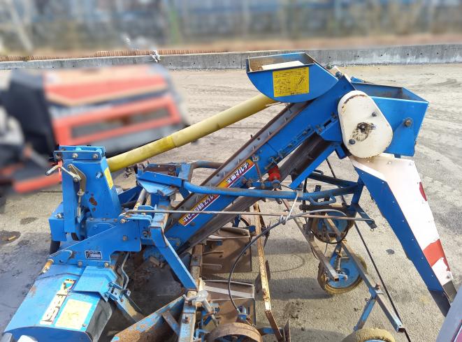 自動土入れ全面マルチ SMF-6 写真10