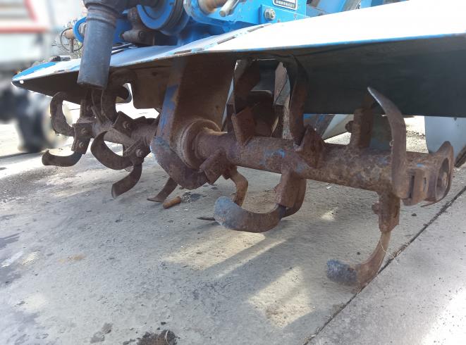 自動土入れ全面マルチ SMF-6 写真９