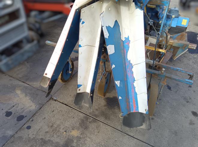 自動土入れ全面マルチ SMF-6 写真２