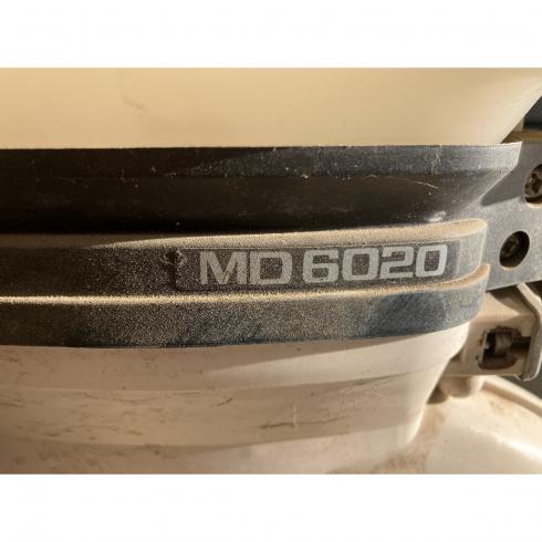 散布機 MD6020 写真８