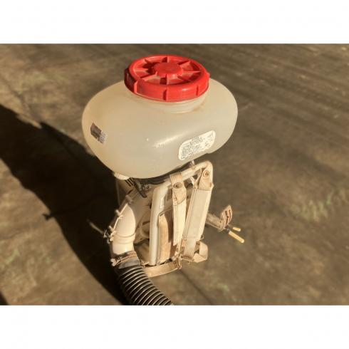 散布機 MD6020 写真４