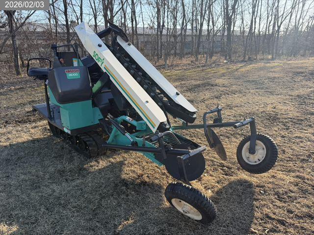 コバシ ねぎ収穫機 写真