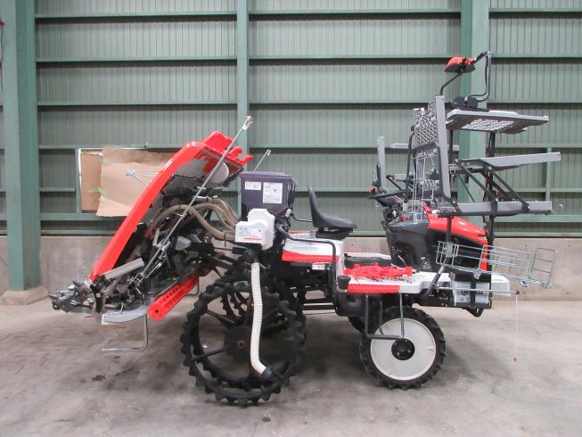 田植機 NW8-F 写真３