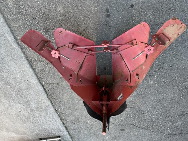 トラクター用アタッチメント 畝立て器　7型 畝立て器7型 写真３