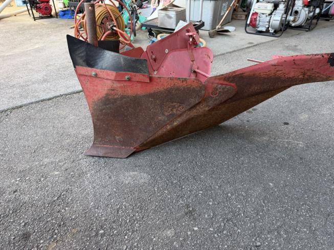 トラクター用アタッチメント 畝立て器　7型 畝立て器7型 写真２