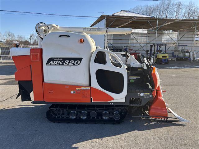 コンバイン ARN320 写真２