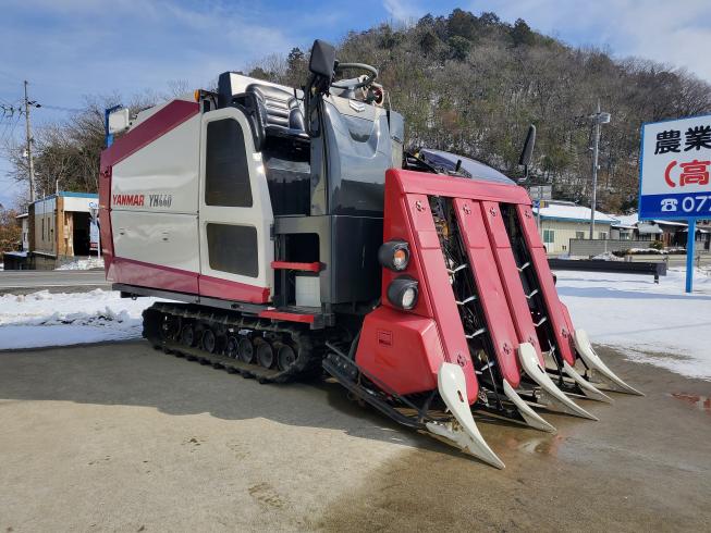 ヤンマー コンバイン 写真
