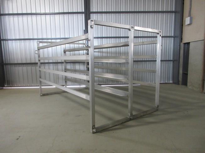 苗箱収納棚 ANC 写真２