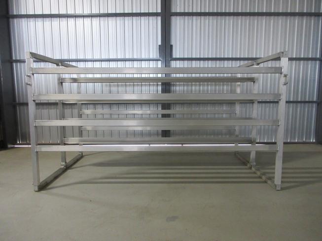 苗箱収納棚 ANC 写真４