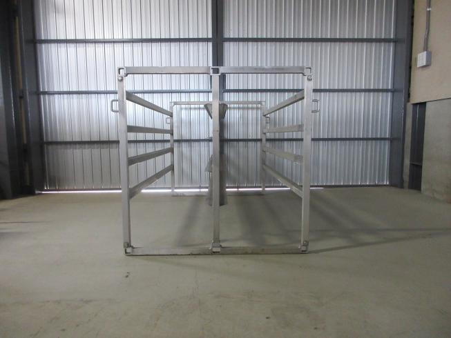 苗箱収納棚 ANC 写真７