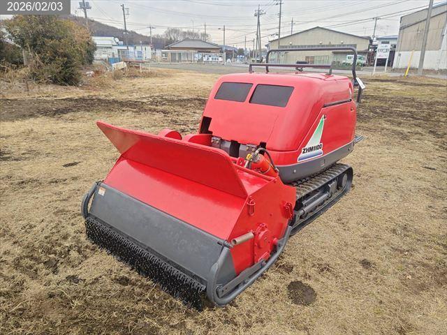 コマツゼノア ハンマーナイフモア 写真