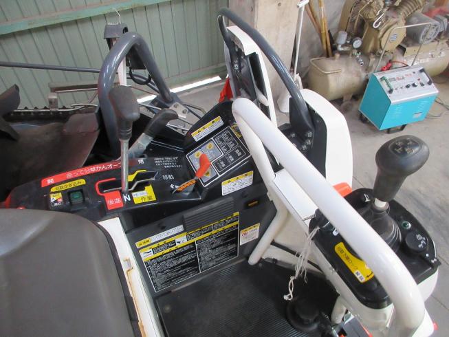 コンバイン ER211NG-W 写真８