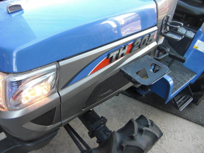 トラクター TH205-QA14VD   フル装備　！　ハンドル切るだけIQターンでらくらく作業　！ 写真10