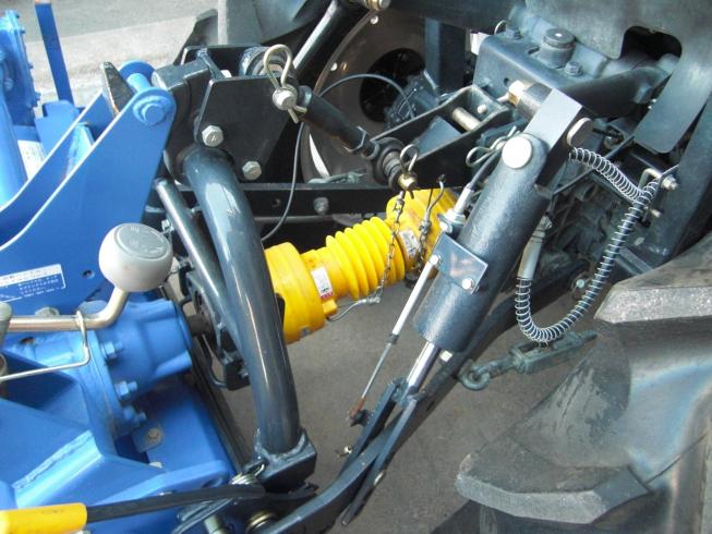 トラクター TH235-QA15VD 　フル装備　！　IQターンでらくらく作業　！ 写真７