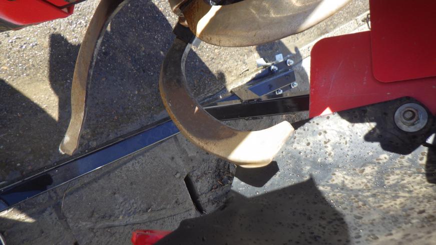 畦塗機 DZR302 写真４