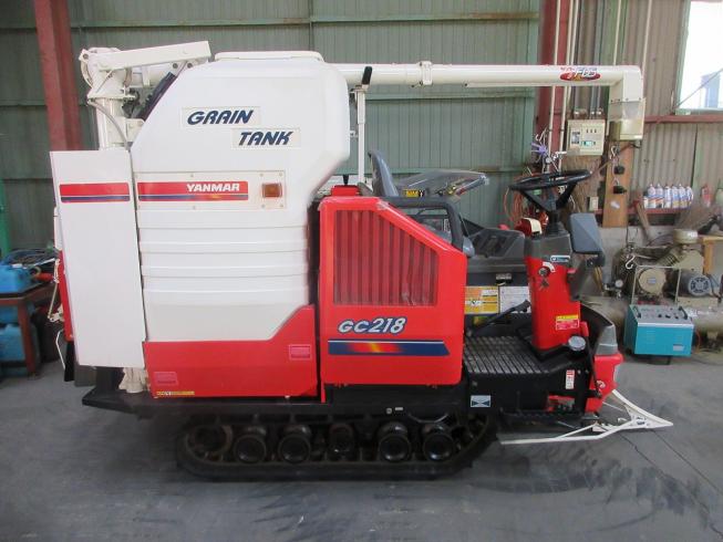 コンバイン GC218G 写真４