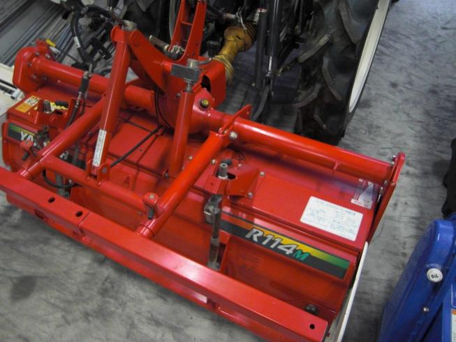 トラクター AF120-VPUS4 　20馬力小型フル装備！ 写真６