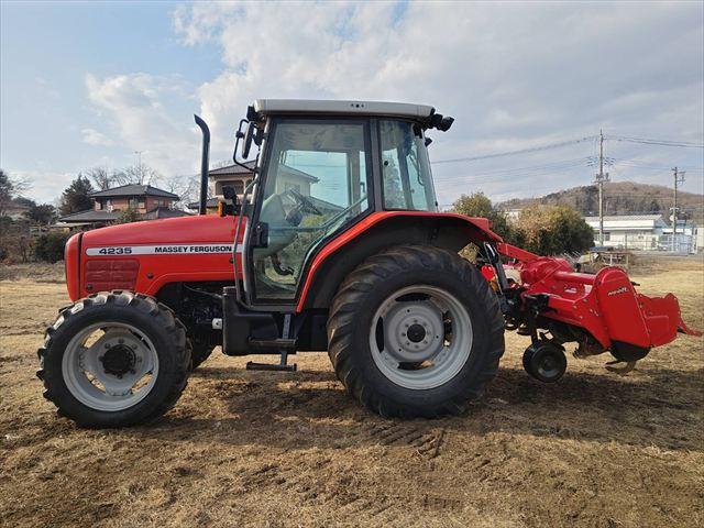トラクター 4235 写真４