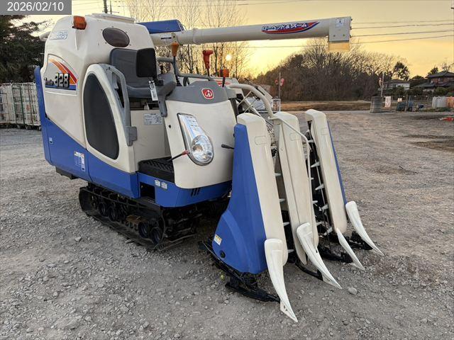 イセキ コンバイン 写真