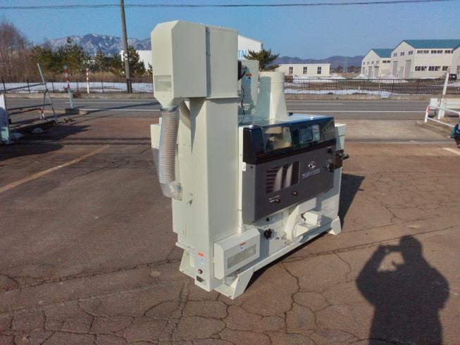 サタケ 籾摺機 写真