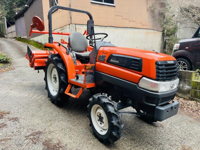 トラクター KL25 写真２