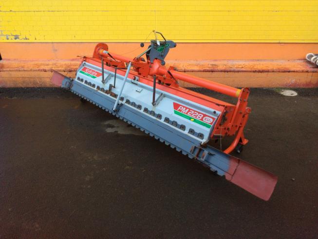 クボタ ハロー 写真