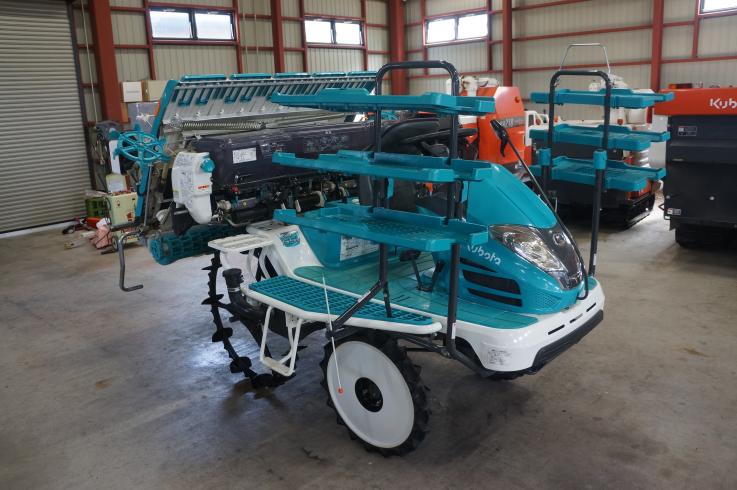 クボタ 田植機 写真