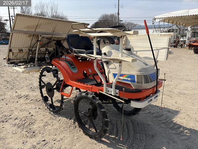 クボタ 田植機 写真