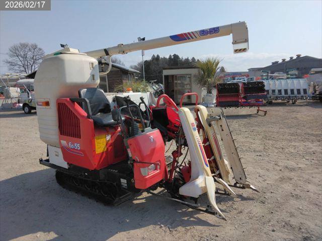 ヤンマー コンバイン 写真