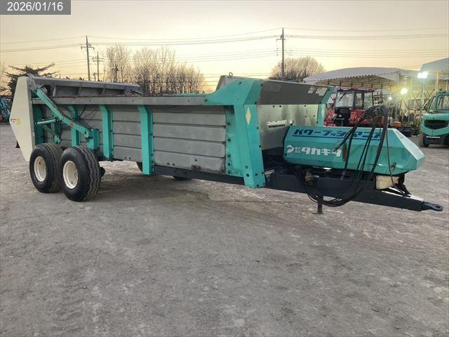 タカキタ マニアスプレッダー 写真