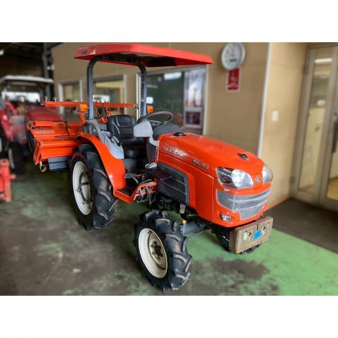 トラクター KB225 写真２
