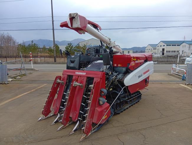 ヤンマー コンバイン 写真