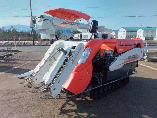 クボタ コンバイン 写真