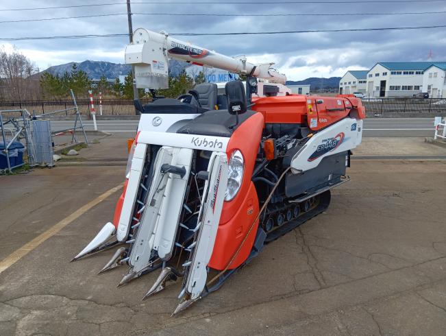 クボタ コンバイン 写真