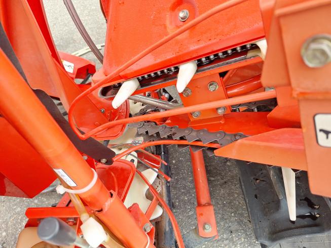 コンバイン GC215G　上越〇 写真９