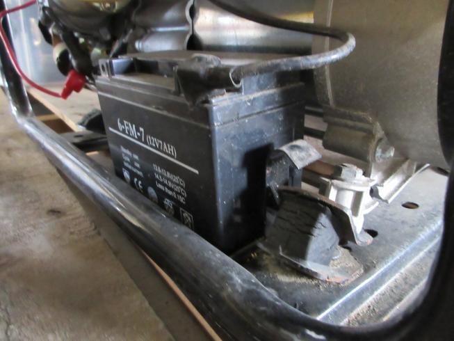 発電機 MVGH-0802 写真９