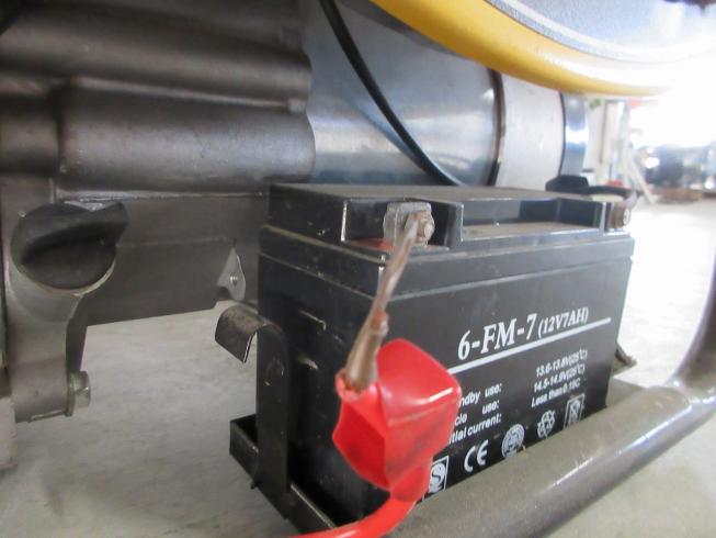 発電機 MVGH-0802 写真９