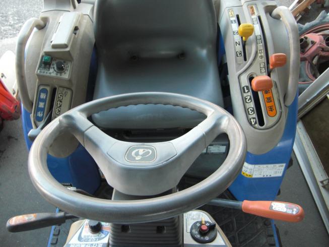 トラクター TH213-QA14VD  　 フル装備！ 写真２